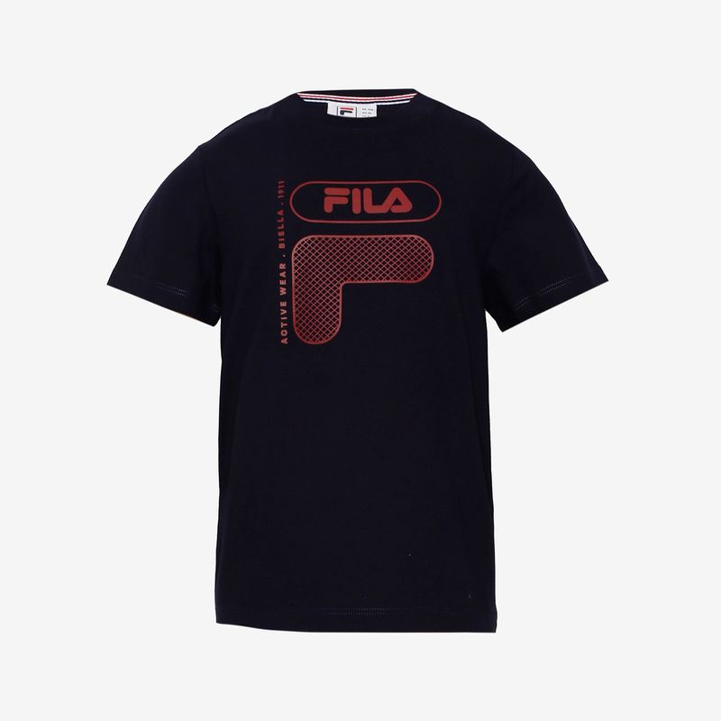 Fila indumentaria store